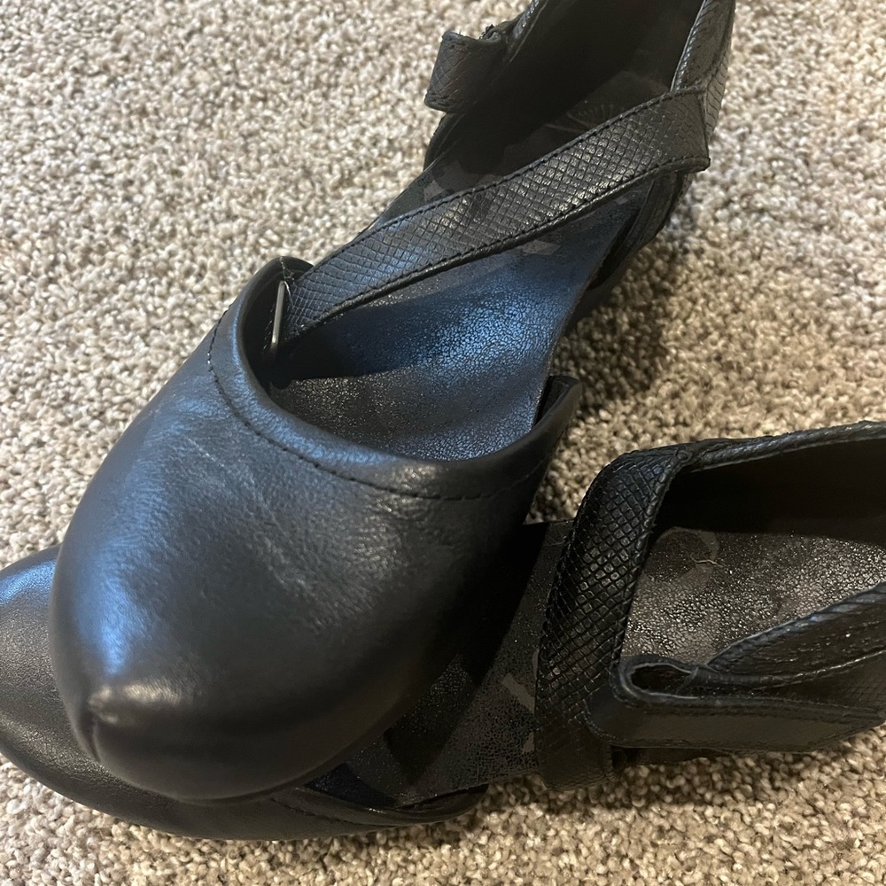 OTBT shoes, black, gently worn